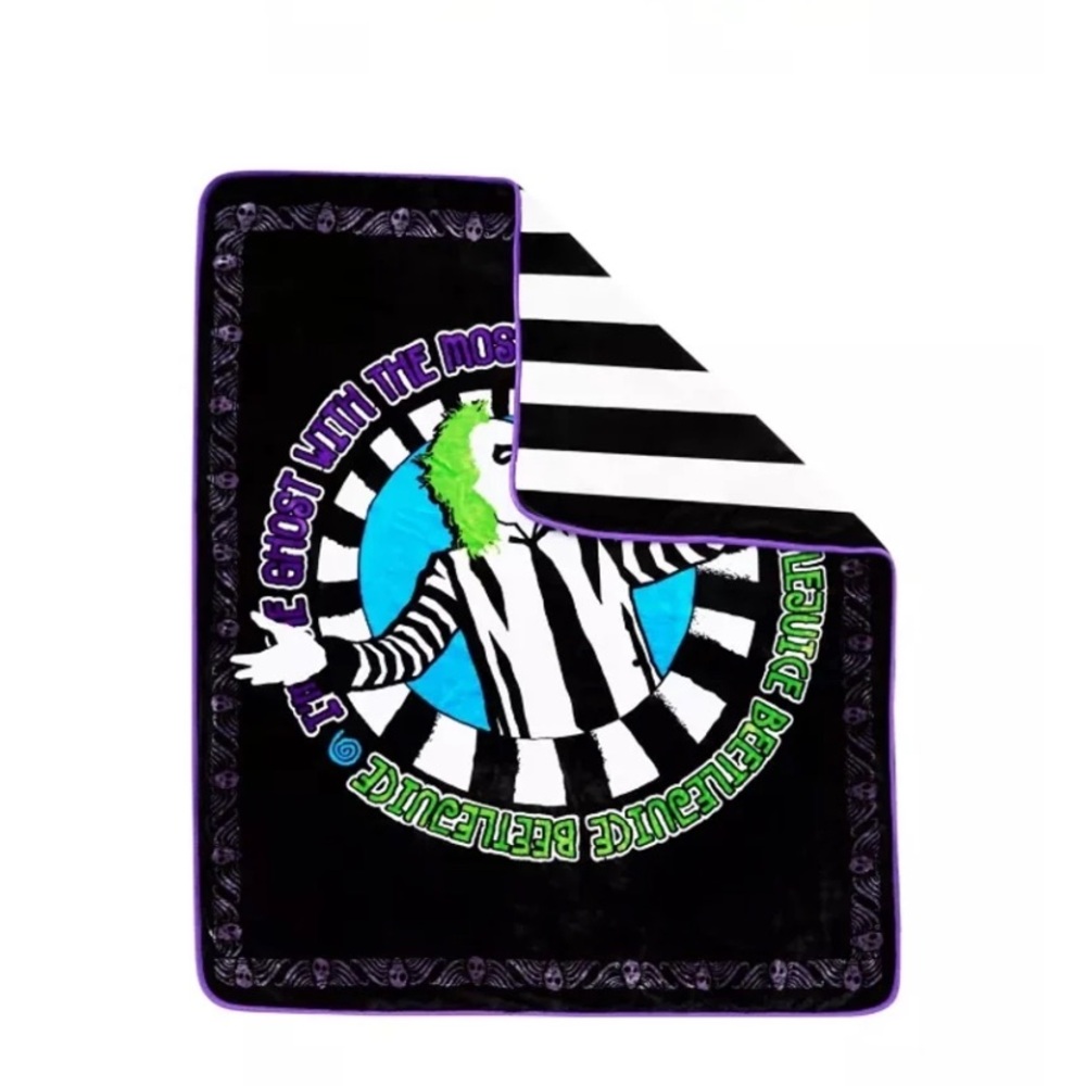 Beetlejuice Reversible Plush Throw NWT 50x60